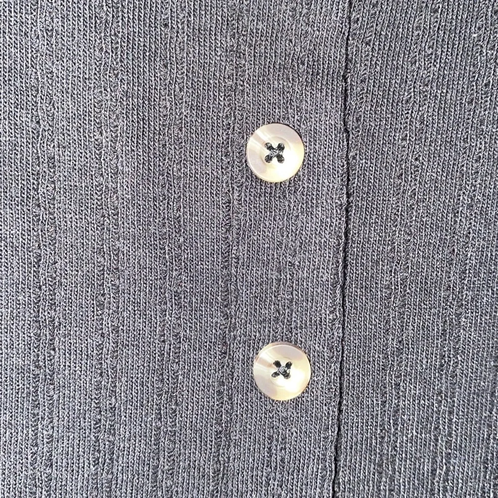 So Black Scoop Neck Button Front Tank Top NWT - Picture 6 of 8